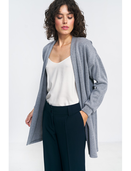 Pull gris déboutonné 